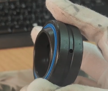 GE30ES-2RS Sealed-for-life Pre-lubricated Radial Spherical Plain Bearing with Carbon Chromium Steel Construction